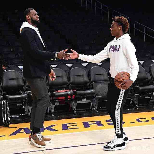 成都战亚冠领头羊，轮到刘殿座首发，蒯纪闻若集训海港难摆脱垫底（成都对决亚冠领头羊：刘殿座有望首发，蒯纪闻若赴集训海港或难逃垫底）