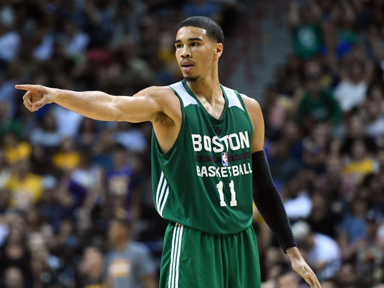 李霄鹏：希望球队能发挥出应有水平，明天奉献一场精彩的比赛（李霄鹏：盼球队打出应有水准，明日献上精彩一战）