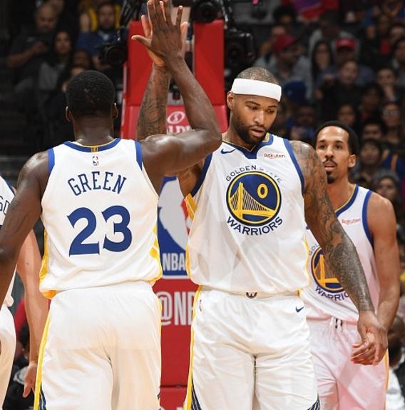 足协杯决赛——中国足坛本年度最后一场焦点战！明晚...（中国足坛年度收官之战：足协杯决赛明晚开战）