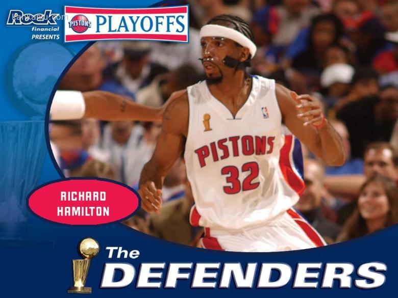 安东尼：很高兴进球，但更让我满意的是球队整体的表现（安东尼：进球让我开心，但更令我欣慰的是球队的整体发挥）