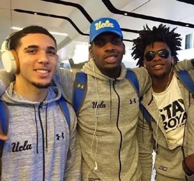 意甲战报：巴特萨吉献双响，劳利恩特追平，米兰2-2萨索洛（意甲：巴特萨吉梅开二度，劳利恩特扳平，米兰2-2萨索洛）