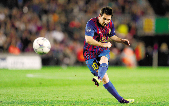 解说：赵睿登场后周琦被彻底激活 每一年的京辽大战都少不了话题（赵睿出场点燃周琦，京辽对决年年话题不断）