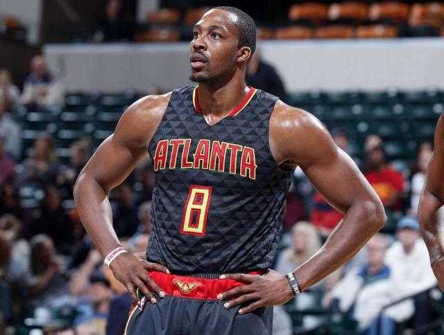 布伦森：布朗推行他的战术体系严厉督促我们 要坚决执行从我做起（布伦森：布朗强力推行战术体系并严厉督促，我们须坚决执行，我先以身作则）