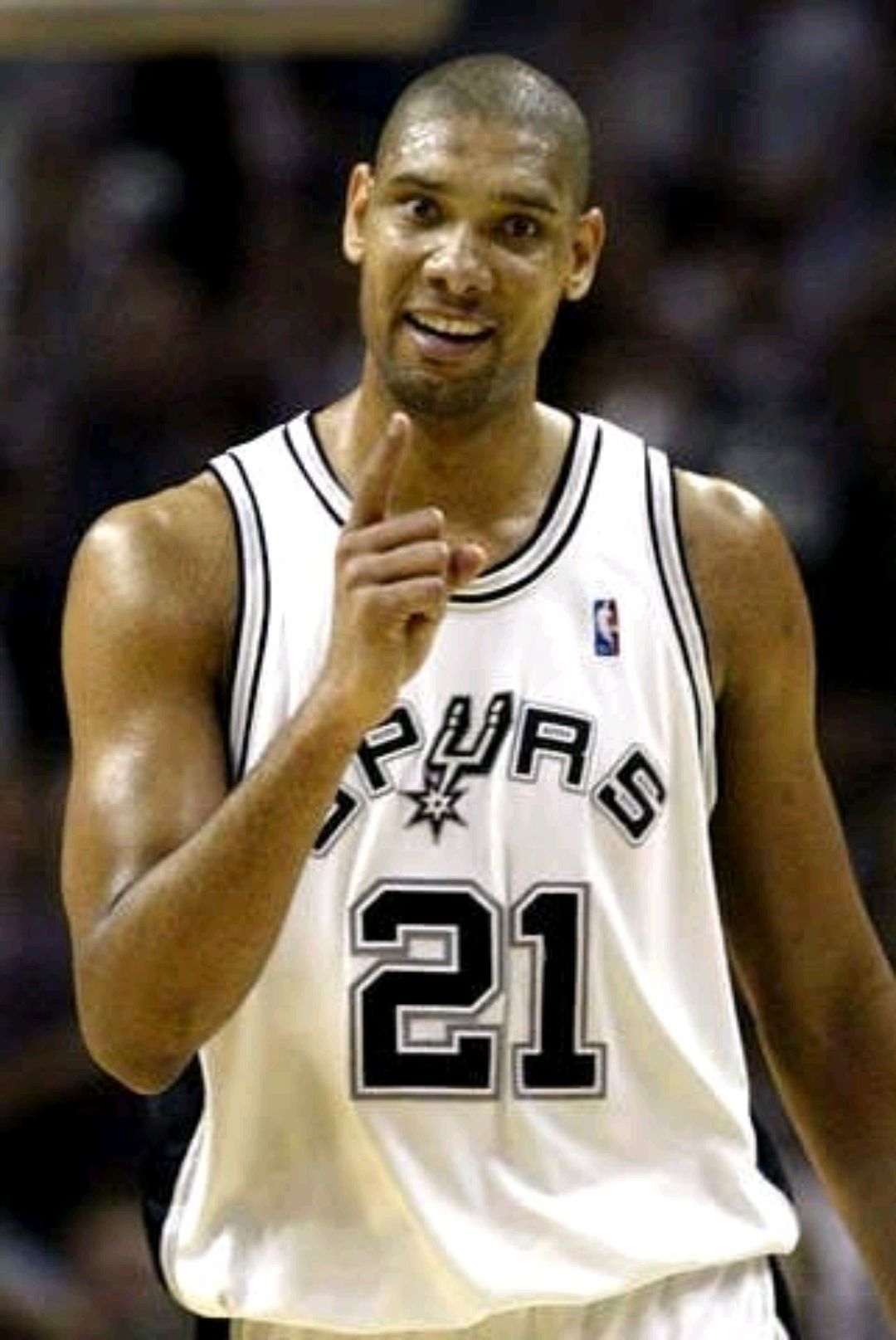 这工资拿得太舒服了！什琴斯尼加盟巴萨后仍未出场（薪水照拿不上场！什琴斯尼加盟巴萨至今仍未完成首秀）