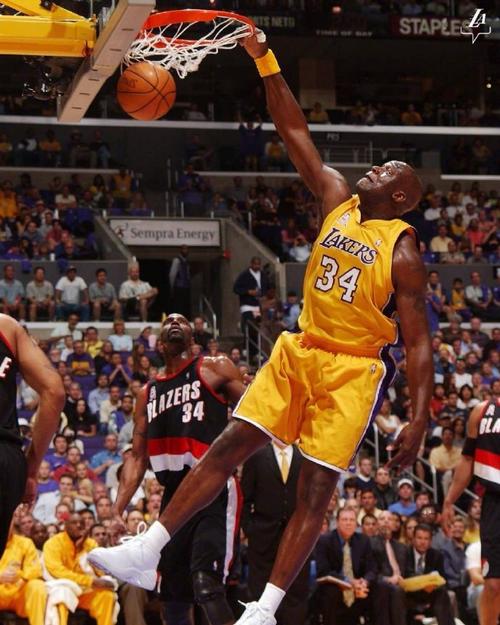 6人上双打爆湖人！杜兰特轰25+8对飙东契奇！詹姆斯正负值-33（六人得分上双狂胜湖人！杜兰特25+8对飙东契奇，詹姆斯正负值-33）