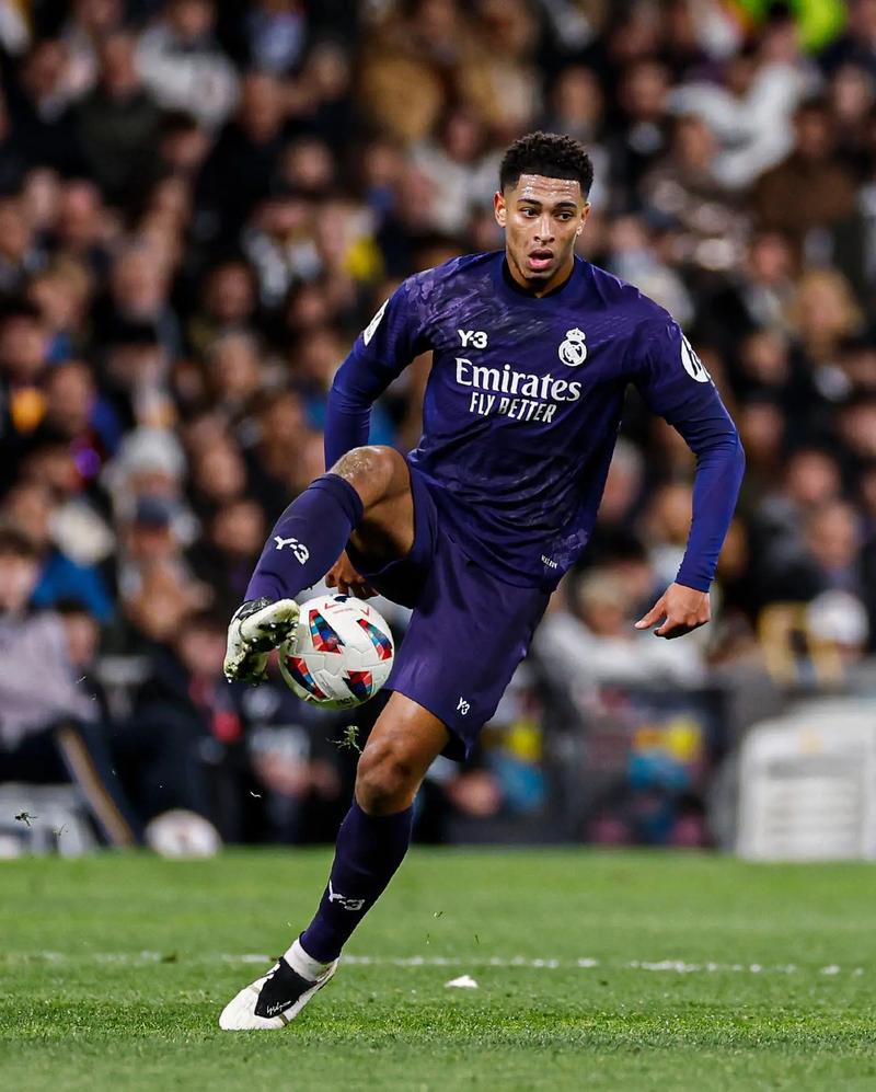 姆巴佩复出首秀战尤文 数据示皇马90分钟取胜（姆巴佩伤愈复出首秀对阵尤文 数据看好皇马90分钟获胜）