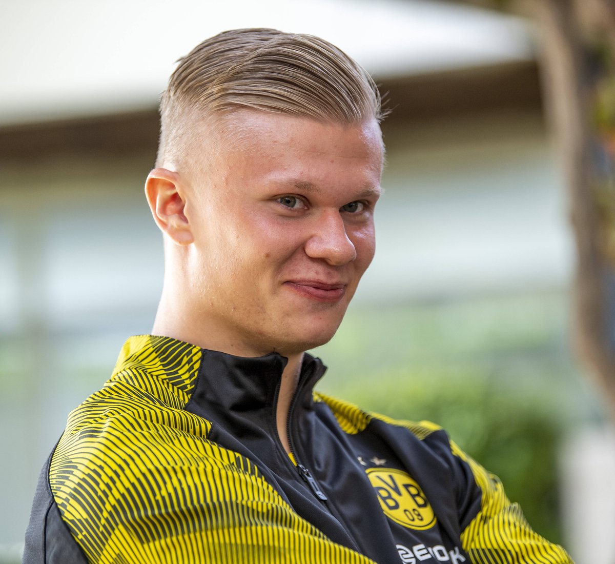 龙赛罗：阿隆索和全队都需尽快接受心理治疗；我们到底怎么了（龙赛罗：阿隆索和全队迫切需要心理疏导，我们到底出了什么问题？）