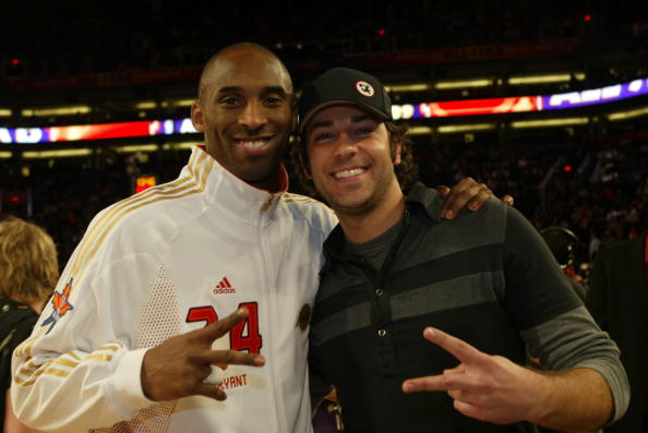 足球比赛的节奏掌控技巧（如何掌控足球比赛节奏）