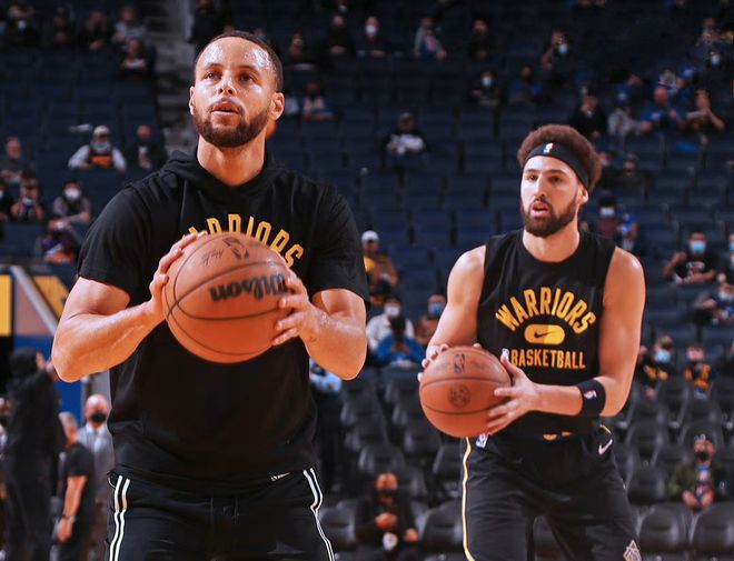 挺铁的！乔治半场9中2&三分5中1仅拿5分2板2助（手感冰凉！乔治半场9投2中、三分5投1中，仅得5分2篮板2助攻）